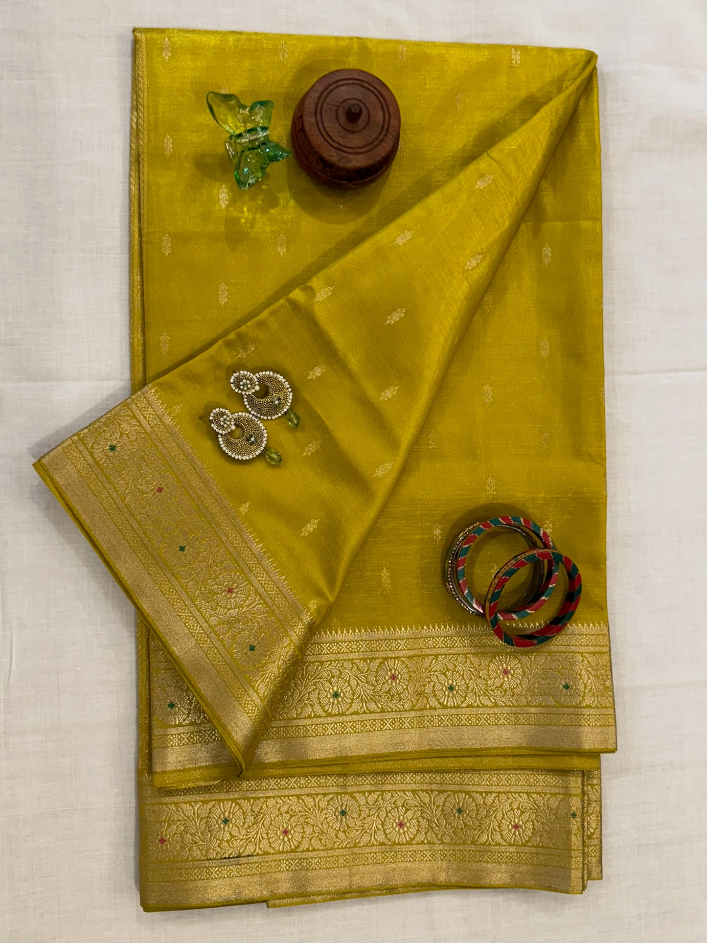 Banarasee Buti Silk Saree - Lemon Green