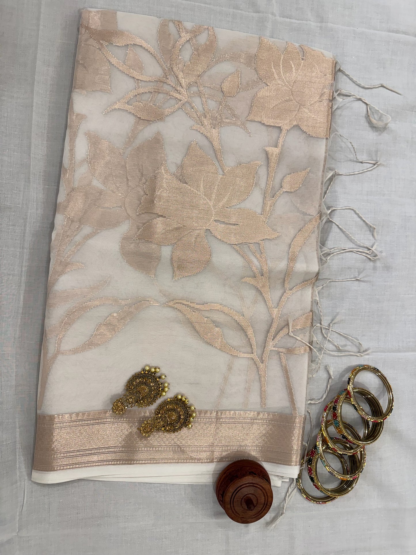Banarasee Kora Silk Saree - White & Gold